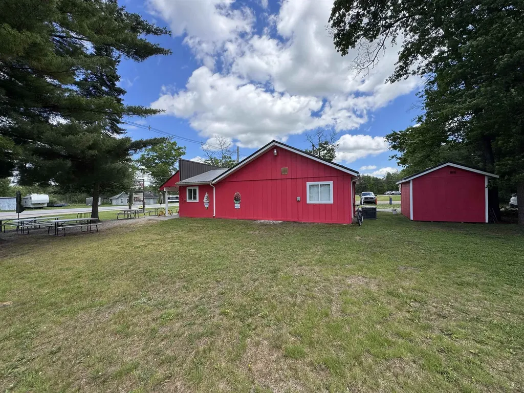 2008 Greenwood Road Mills Township MI 48756