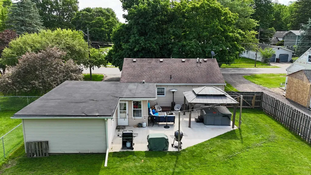 309 N 2nd Street Shepherd Village MI 48883
