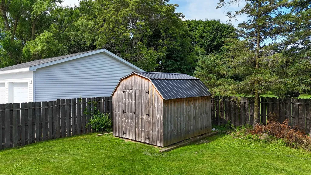 309 N 2nd Street Shepherd Village MI 48883