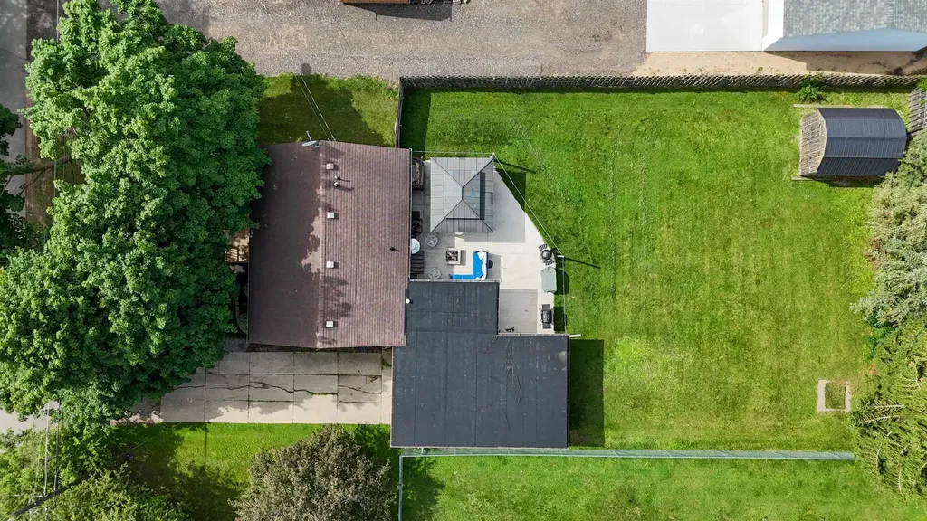 309 N 2nd Street Shepherd Village MI 48883