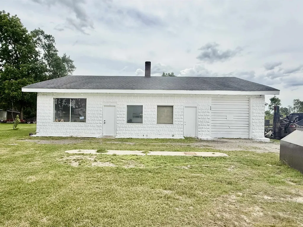 505 W Saginaw Street Breckenridge Village MI 48615
