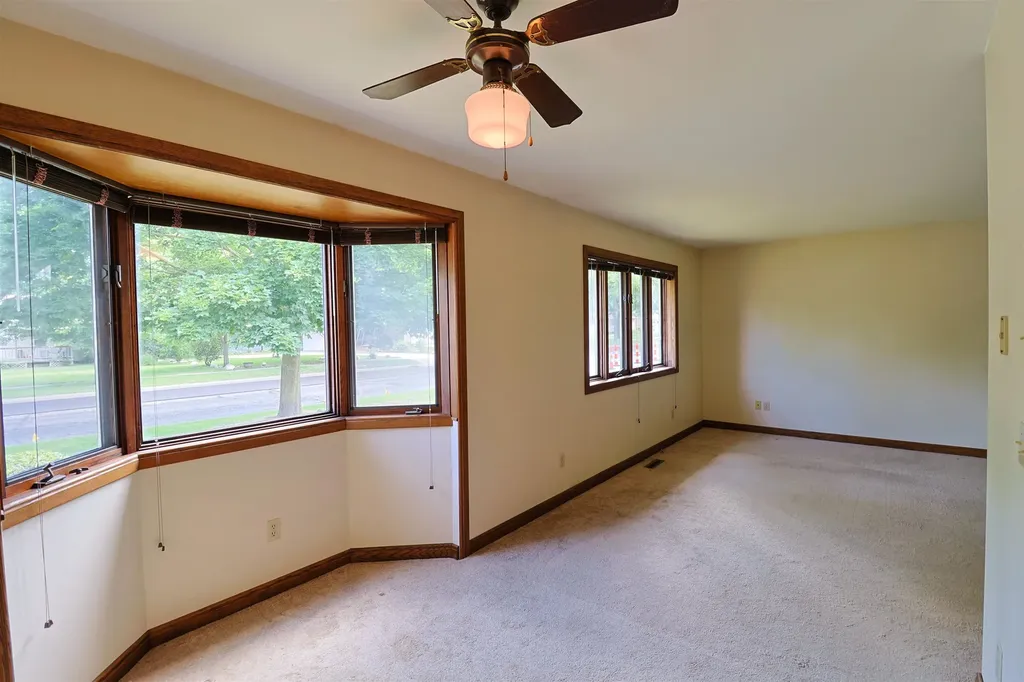 1428 E Broadway Street Mt. Pleasant City MI 48858