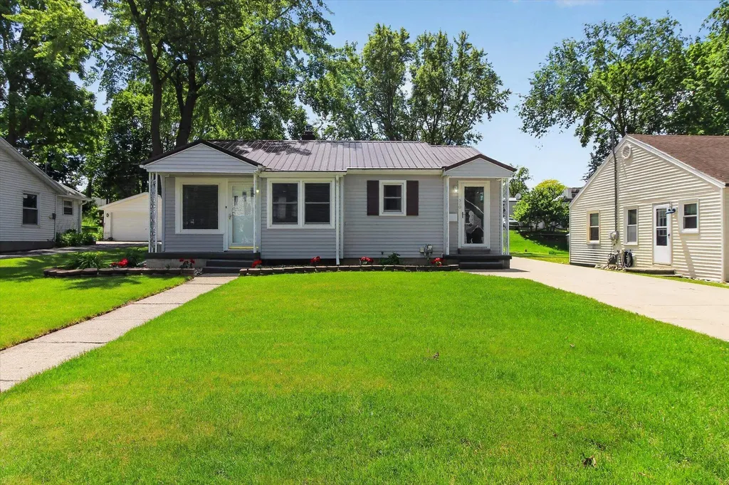 510 E Saginaw Street St. Louis City MI 48880