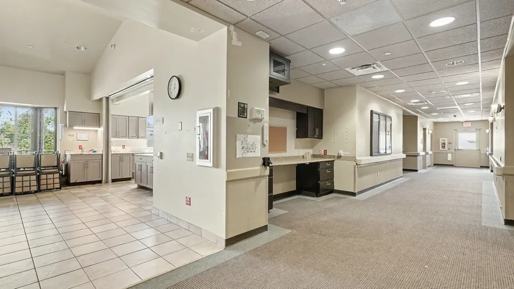 842 W Warwick Drive Alma City MI 48801
