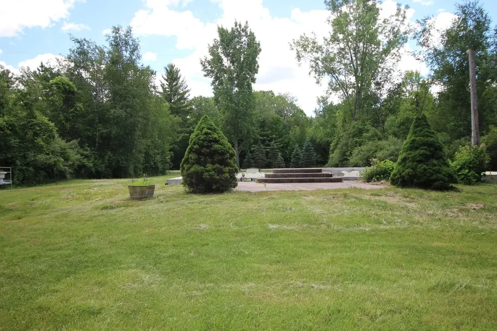 11571 E Deerfield Road Chippewa Township MI 48883