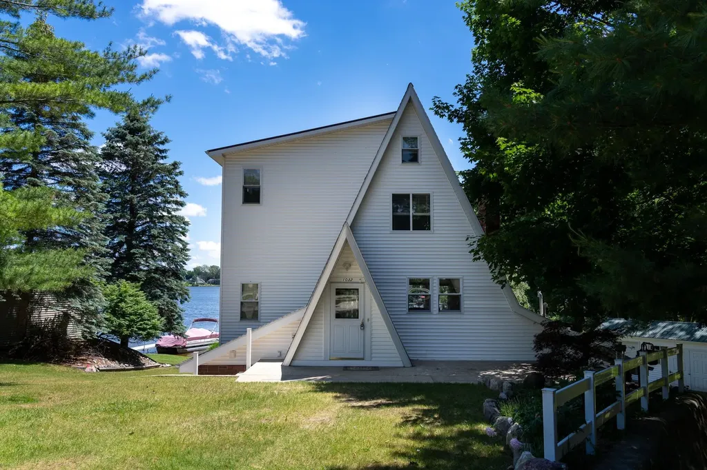 1032 Crown Point Drive Sherman Township MI 48893