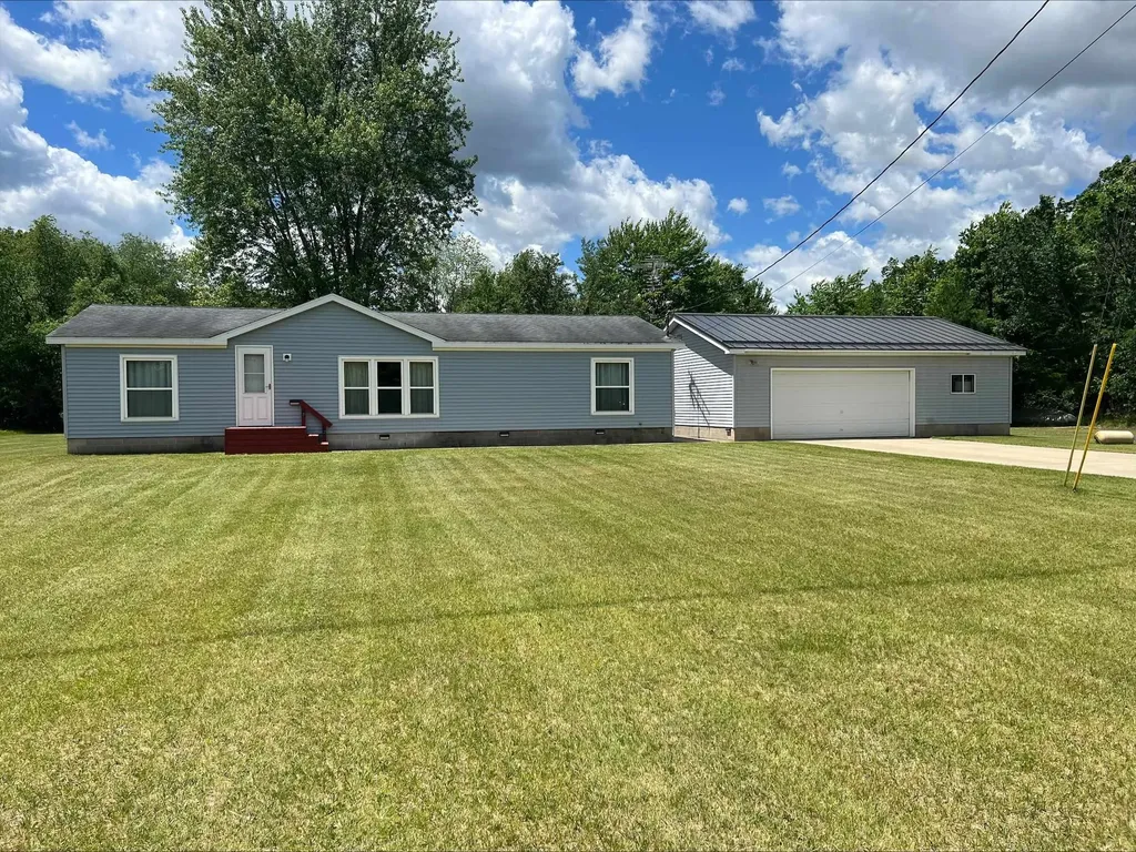 3333 N Ferris Road Sumner Township MI 48889