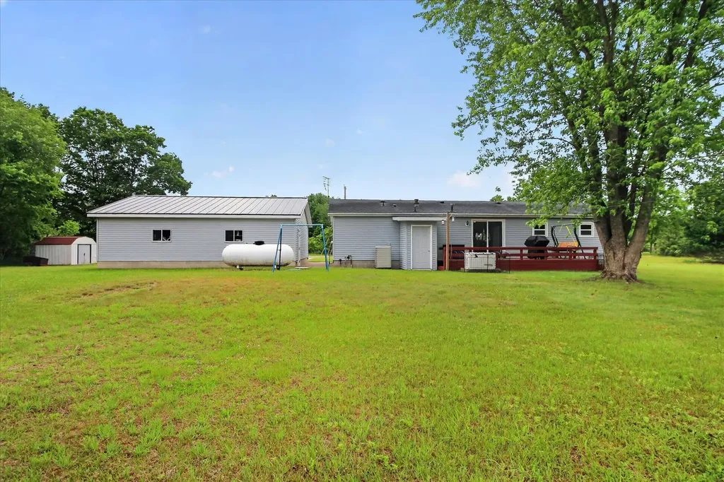 3333 N Ferris Road Sumner Township MI 48889