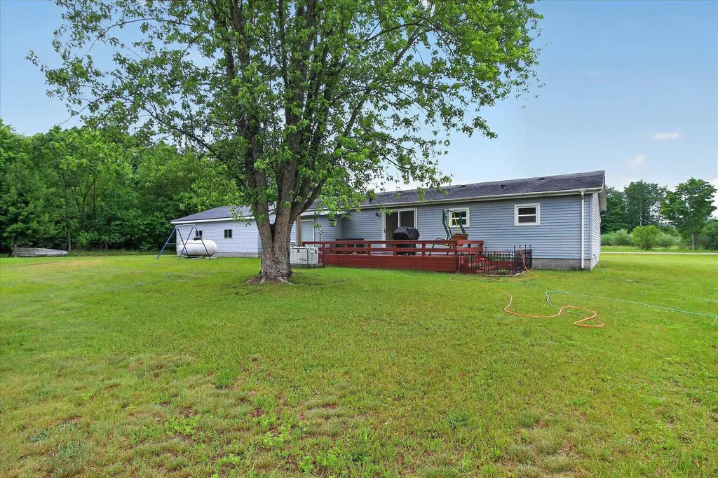 3333 N Ferris Road Sumner Township MI 48889