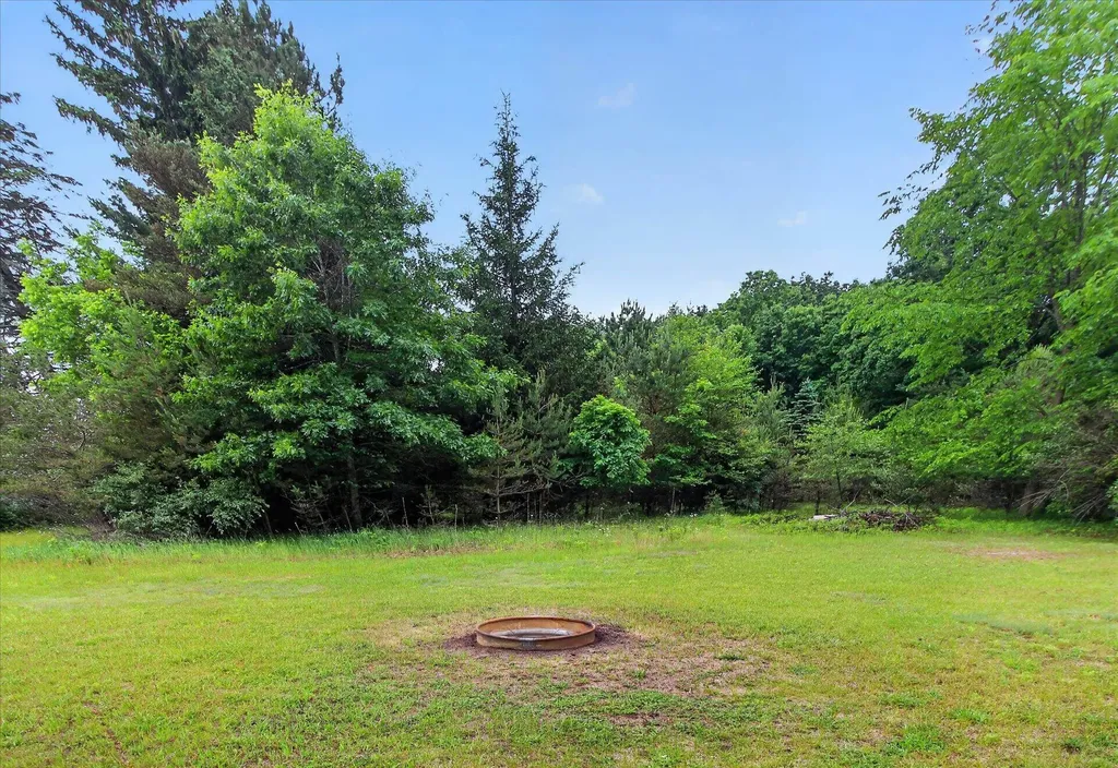 3333 N Ferris Road Sumner Township MI 48889