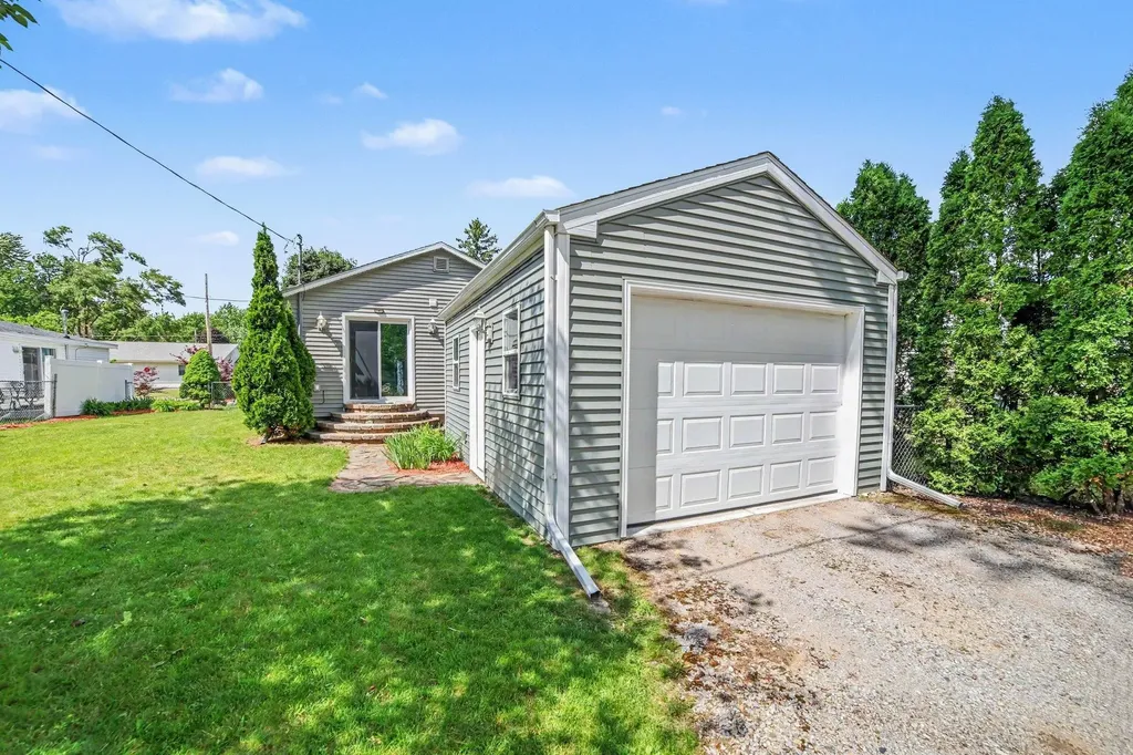 1107 Ward Street Mt. Pleasant City MI 48858
