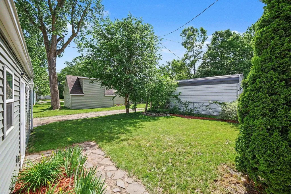 1107 Ward Street Mt. Pleasant City MI 48858