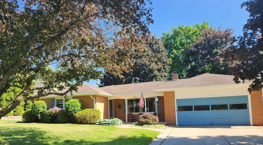 540 Fairlane Drive Alma City MI 48801
