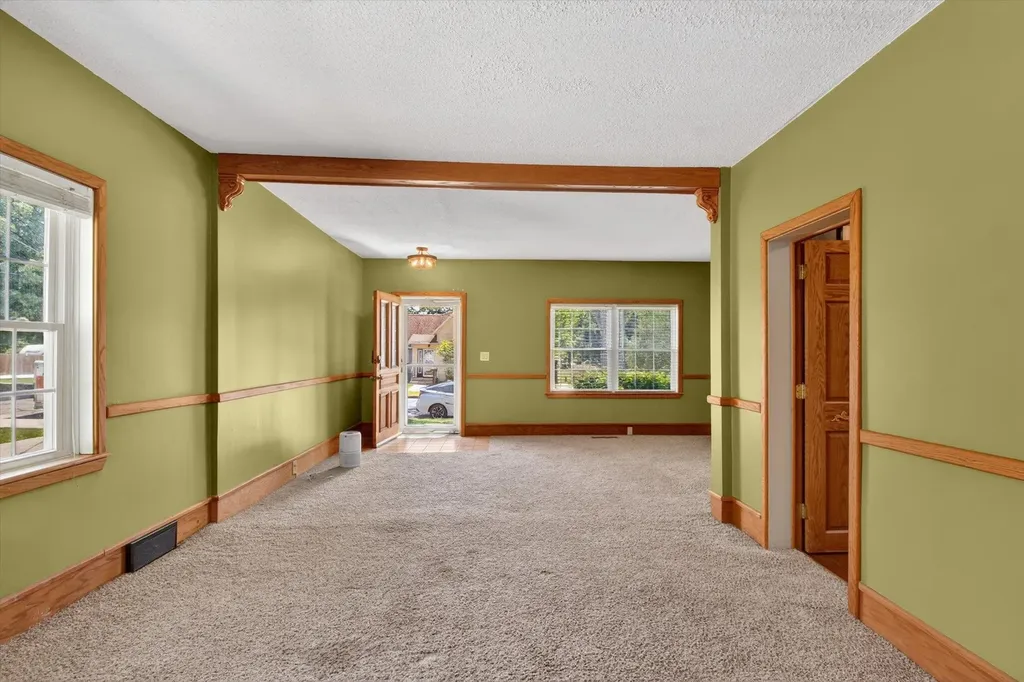 308 Orchard Street Alma City MI 48801