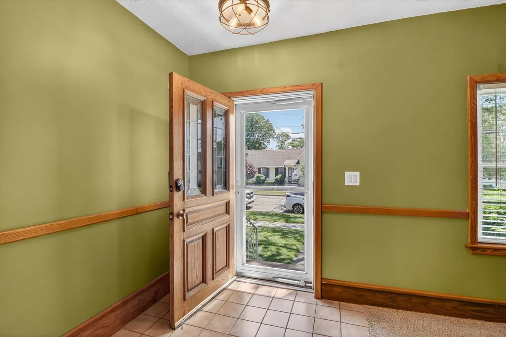 308 Orchard Street Alma City MI 48801