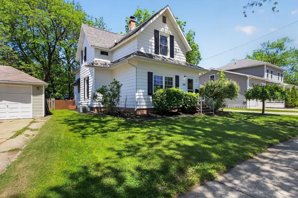 308 Orchard Street Alma City MI 48801