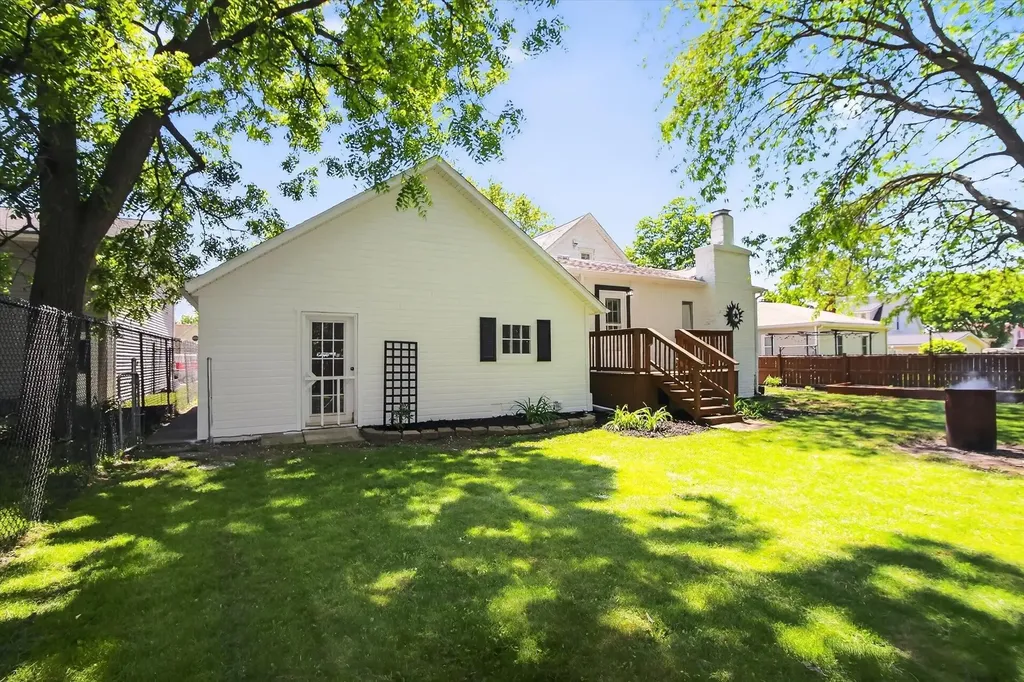 308 Orchard Street Alma City MI 48801