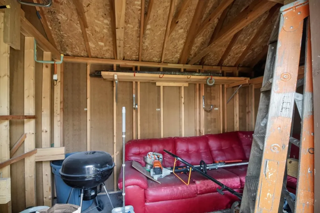 308 Orchard Street Alma City MI 48801