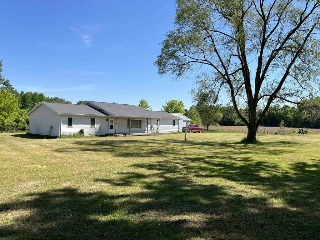 2600 W Schmeid Road Belvidere Township MI 48886
