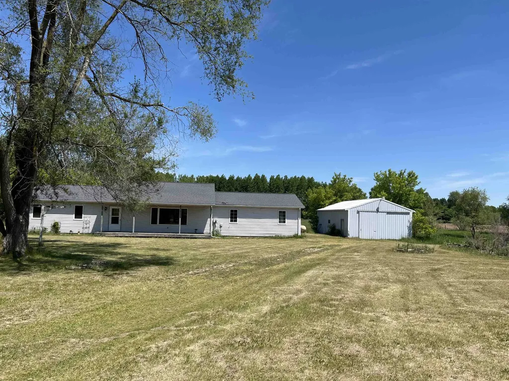 2600 W Schmeid Road Belvidere Township MI 48886