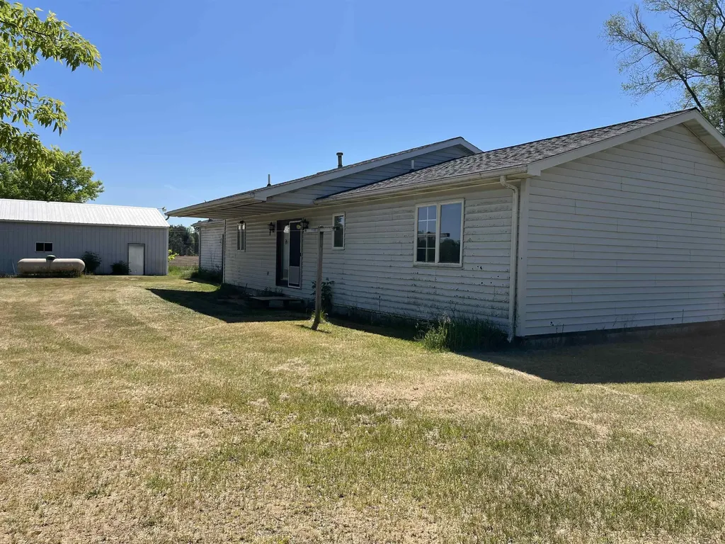 2600 W Schmeid Road Belvidere Township MI 48886