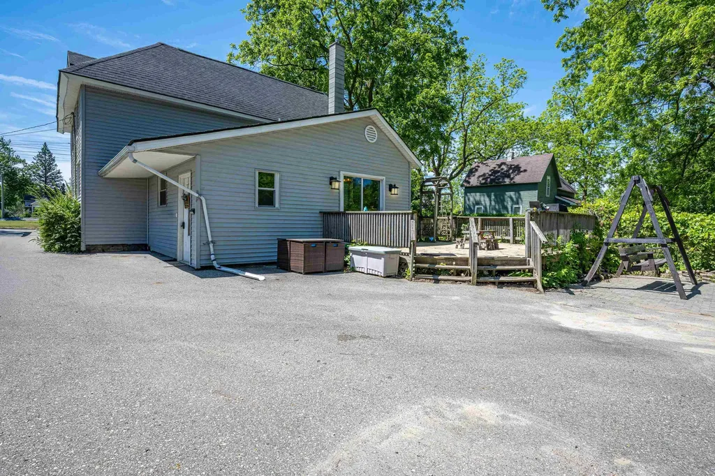 329 Ely Street Alma City MI 48801