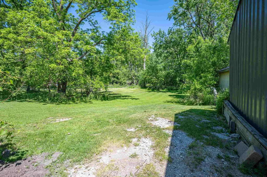 329 Ely Street Alma City MI 48801