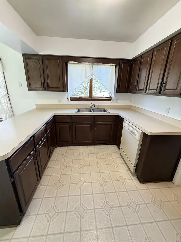 305 W Remus Road Deerfield Township MI 48858