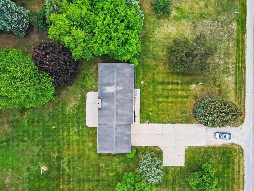 305 W Remus Road Deerfield Township MI 48858