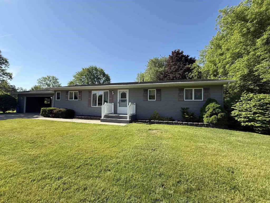 305 W Remus Road Deerfield Township MI 48858