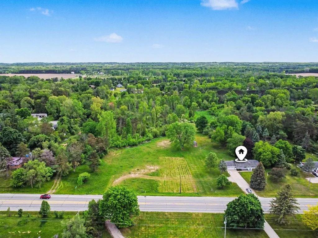305 W Remus Road Deerfield Township MI 48858