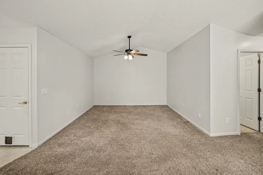 1527 E Gaylord Street Mt. Pleasant City MI 48858