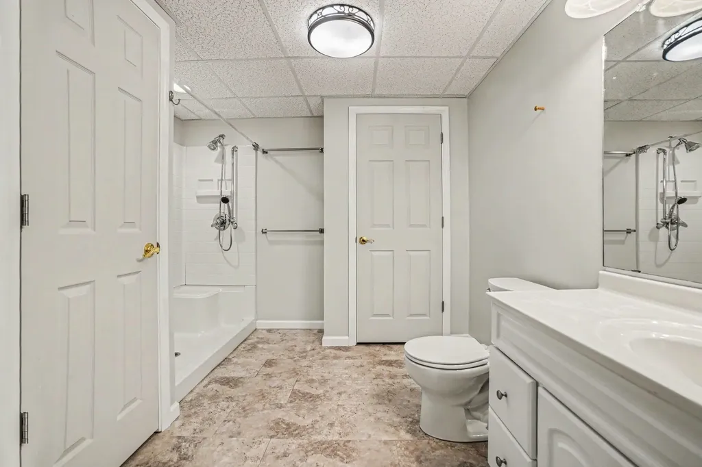 1527 E Gaylord Street Mt. Pleasant City MI 48858