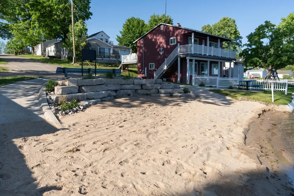 10627 Lake Street Chippewa Township MI 49320
