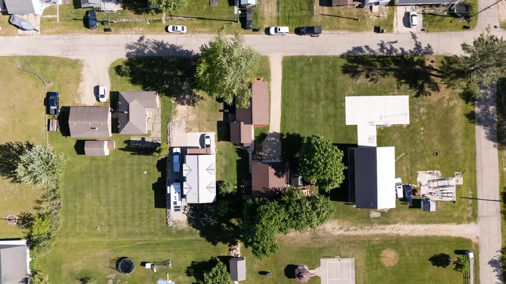 10627 Lake Street Chippewa Township MI 49320