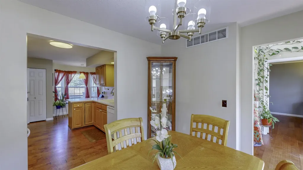 915 Deer Run Union Charter Township MI 48858