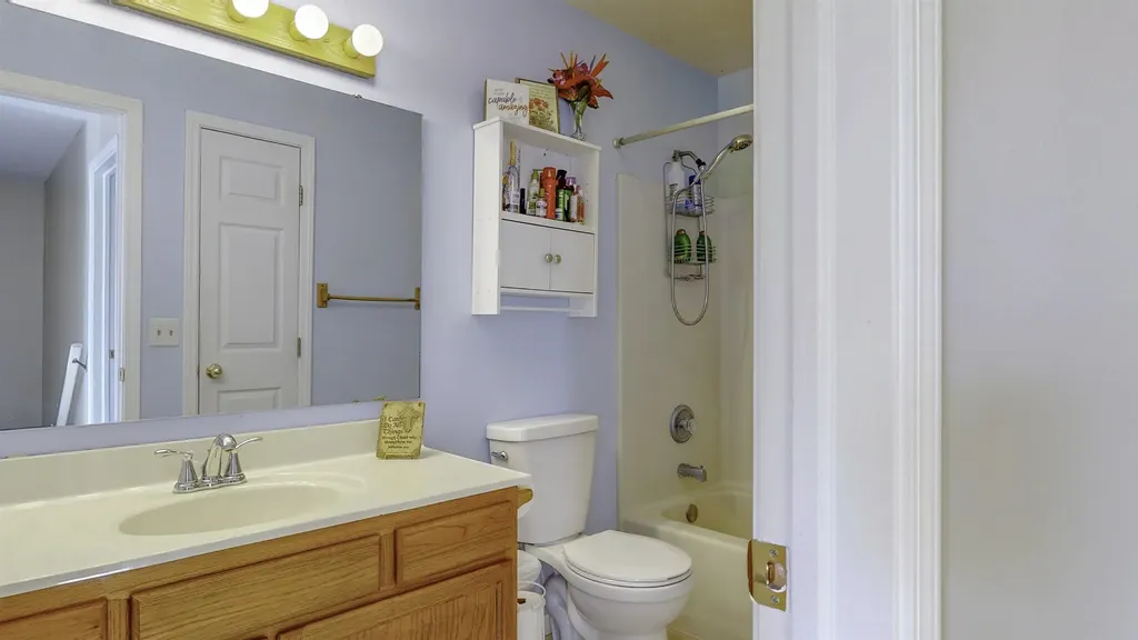 915 Deer Run Union Charter Township MI 48858