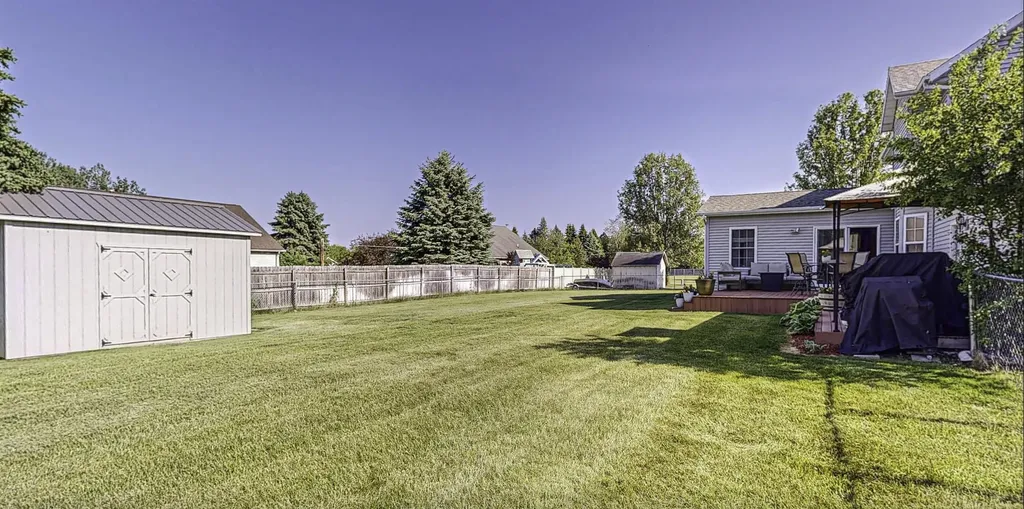 915 Deer Run Union Charter Township MI 48858