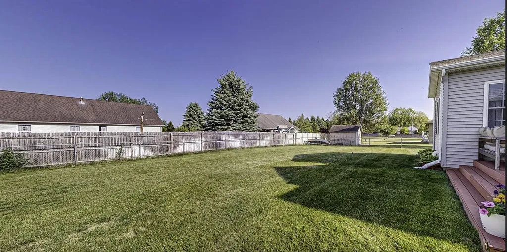 915 Deer Run Union Charter Township MI 48858