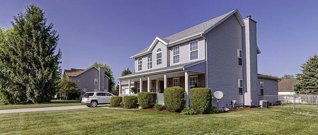 915 Deer Run Union Charter Township MI 48858