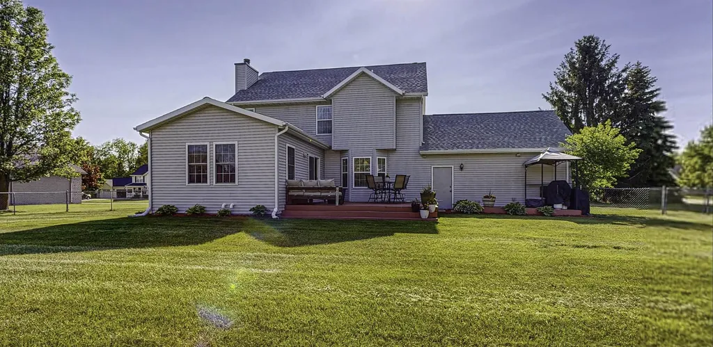 915 Deer Run Union Charter Township MI 48858