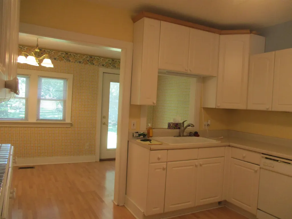 621 Wright Street Breckenridge Village MI 48615