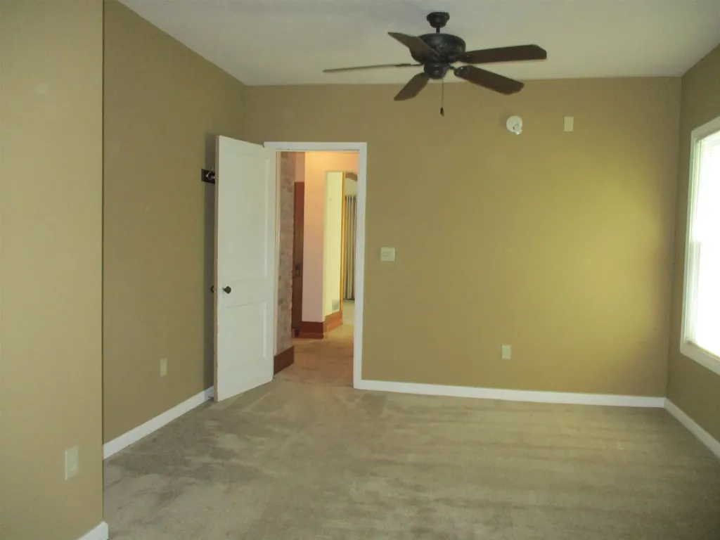 621 Wright Street Breckenridge Village MI 48615