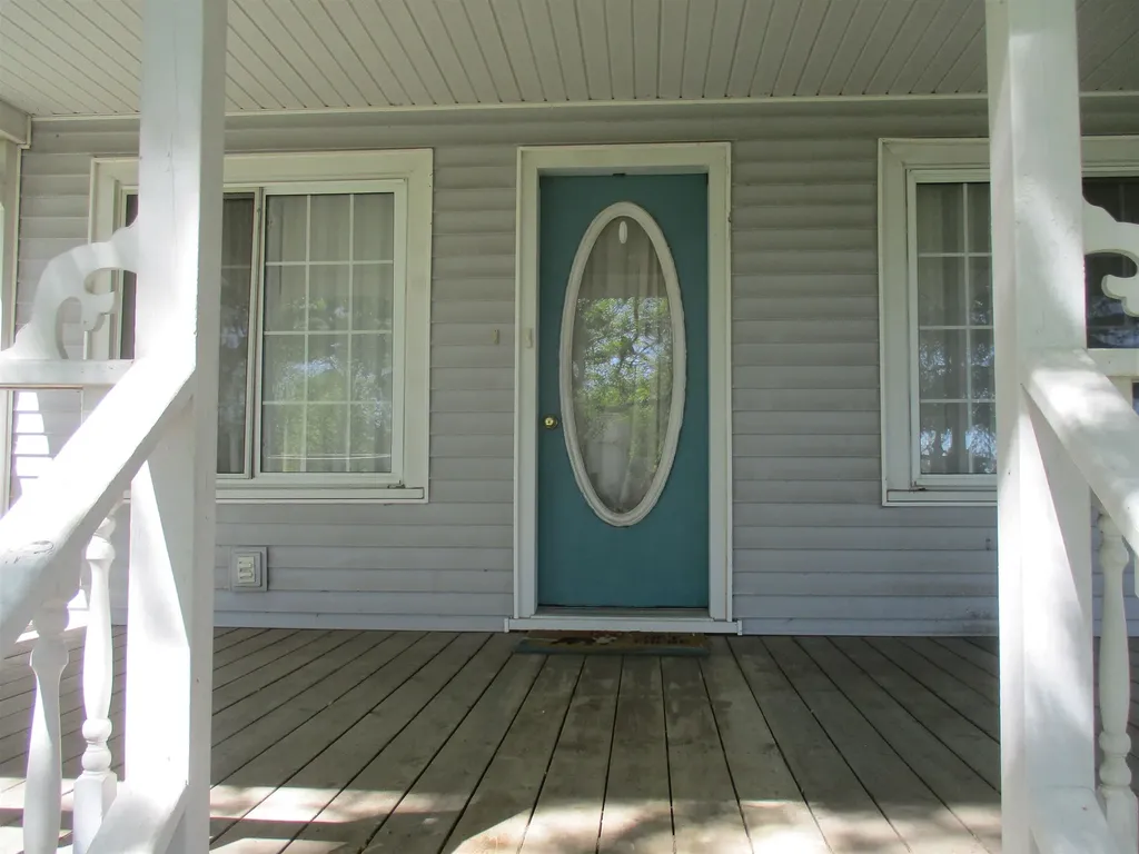 621 Wright Street Breckenridge Village MI 48615