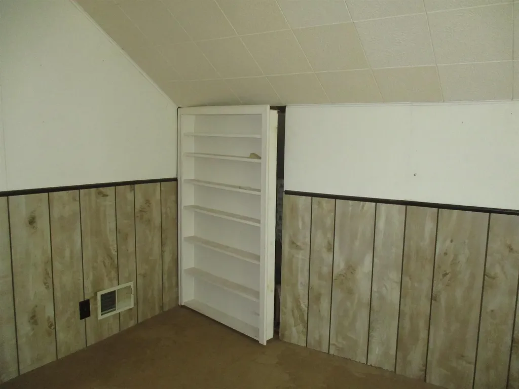 621 Wright Street Breckenridge Village MI 48615