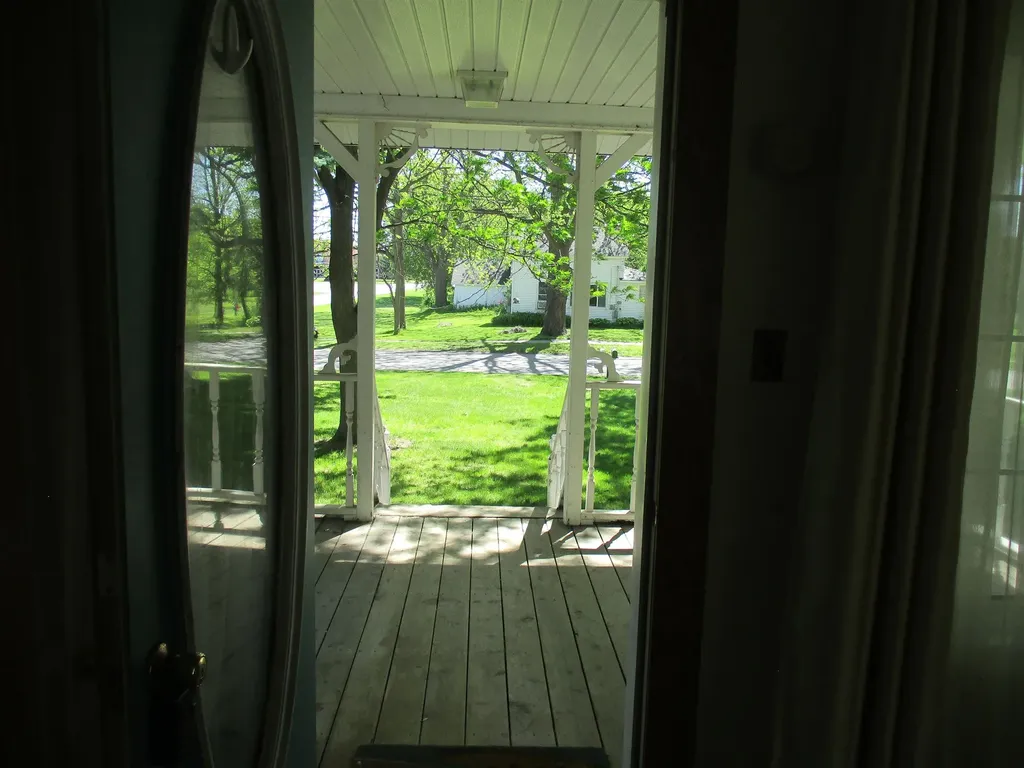 621 Wright Street Breckenridge Village MI 48615