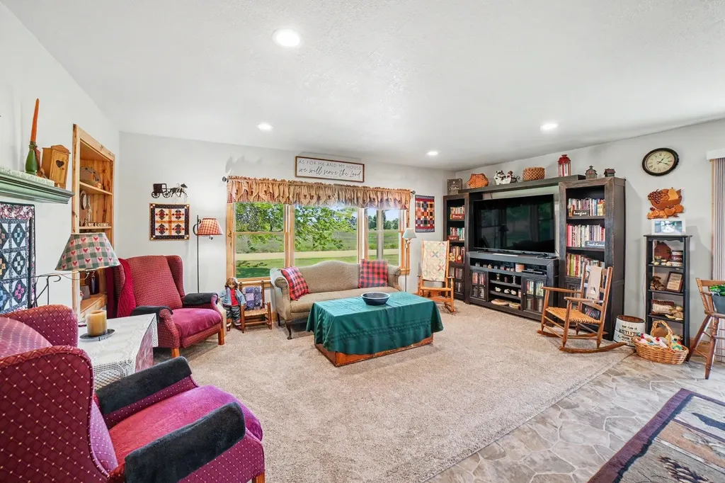 3571 N Shepherd Road Denver Township MI 48858