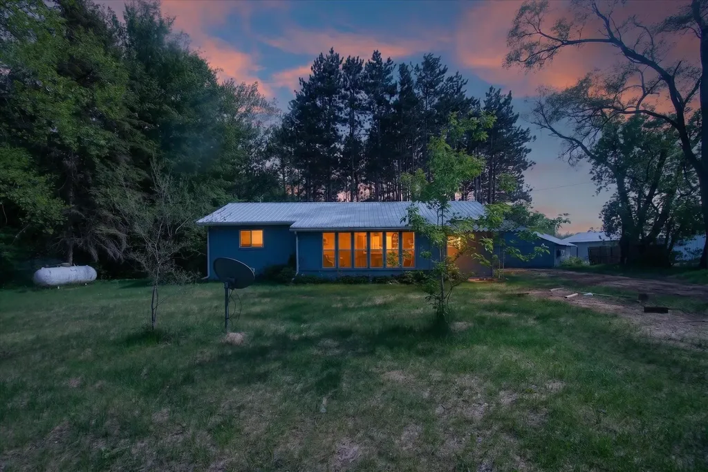11148 E Howard City Edmore Road Richland Township MI 48877