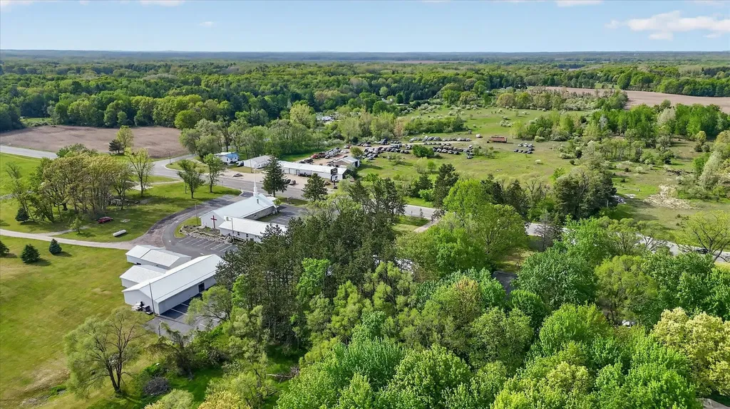 11148 E Howard City Edmore Road Richland Township MI 48877