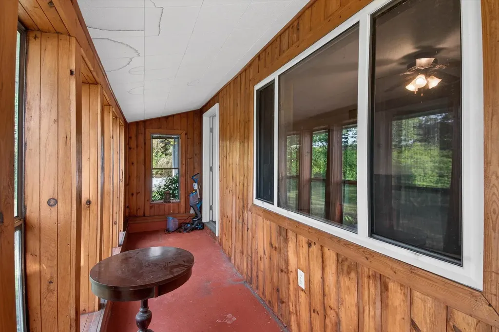 11148 E Howard City Edmore Road Richland Township MI 48877